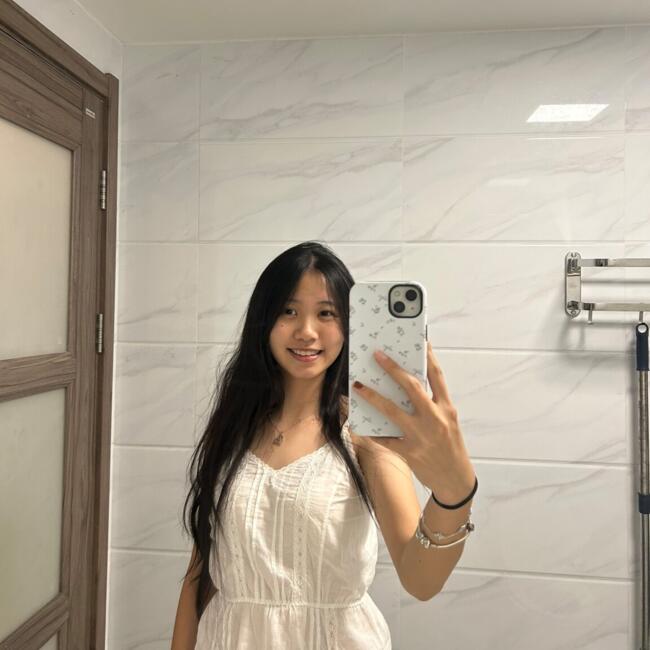 Babysitter in Singapore Island: Ting