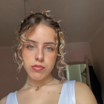 Babysitter in Agios Pavlos: Κωνσταντίνα