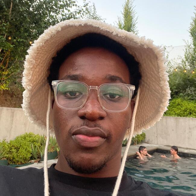 Babysitter in Matosinhos Municipality: Pablo