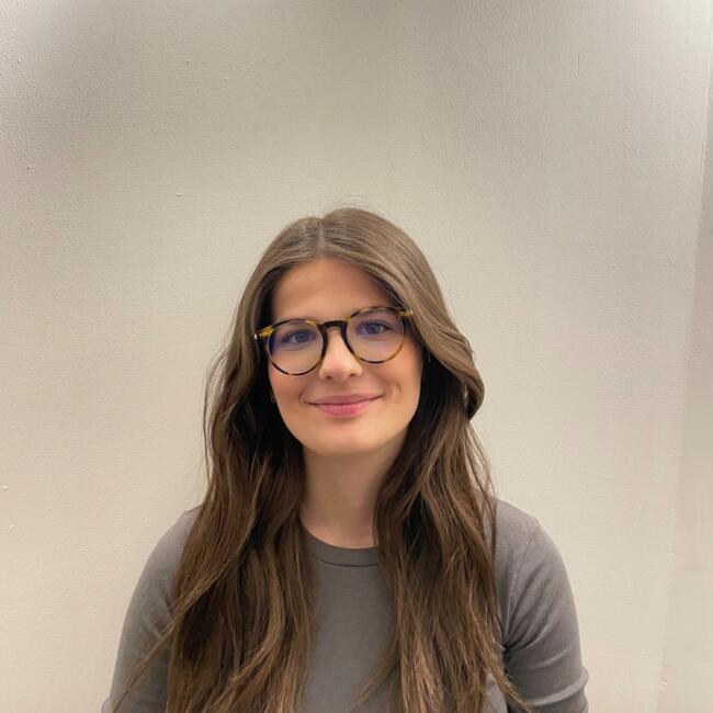 Babysitter in Villefranche-sur-Saône: Juliette