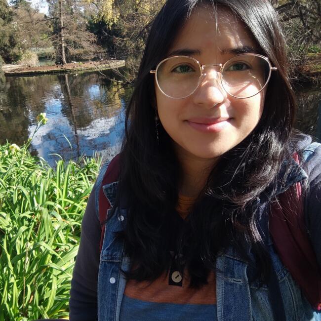 Babysitter in Adelaide: Nicole