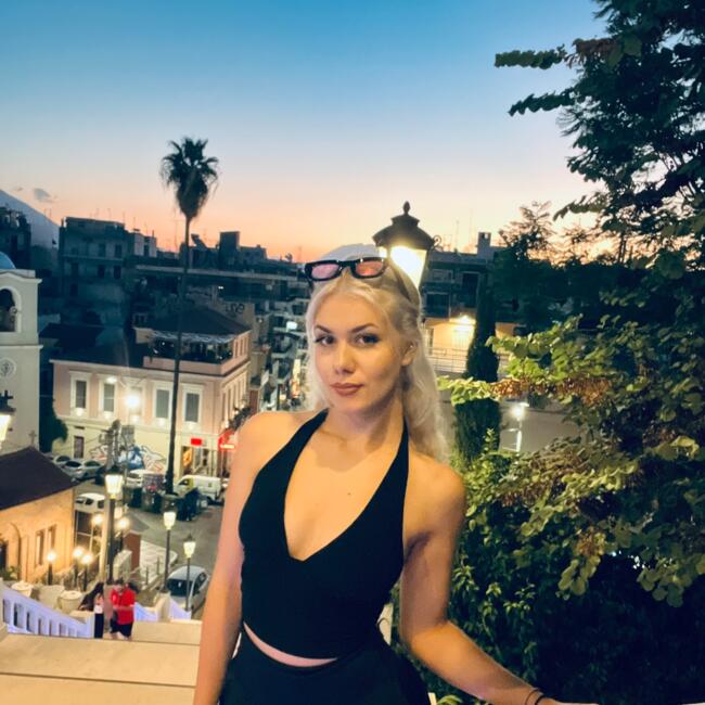 Babysitter στην περιοχή Πειραιάς: Ιωαννα