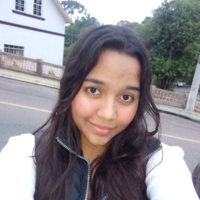 Babysitter in São Bento do Sul: María José