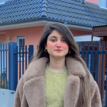 Babysitter in Berlin: Anjali