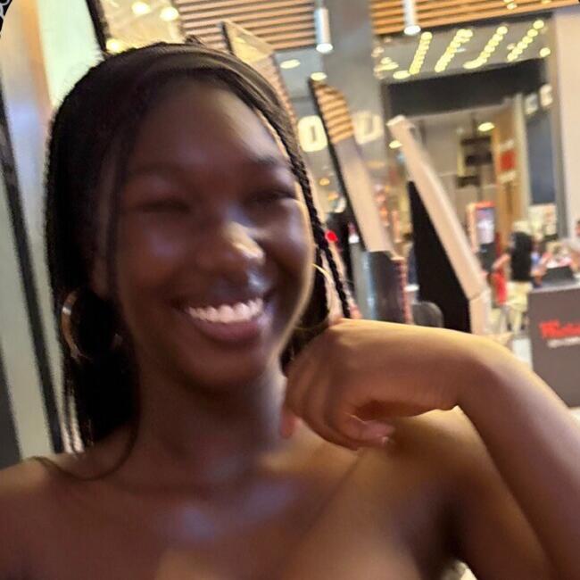 Babysitter in Clichy: Néné