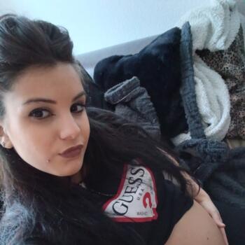 Babysitter Job in Villingen-Schwenningen: Babysitter Job Sharon