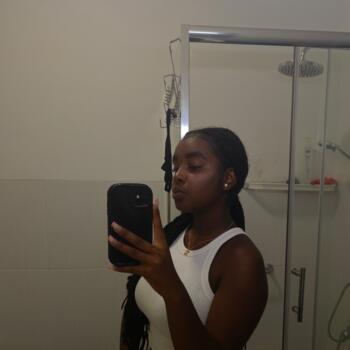 Childminder in Moita: Nayara