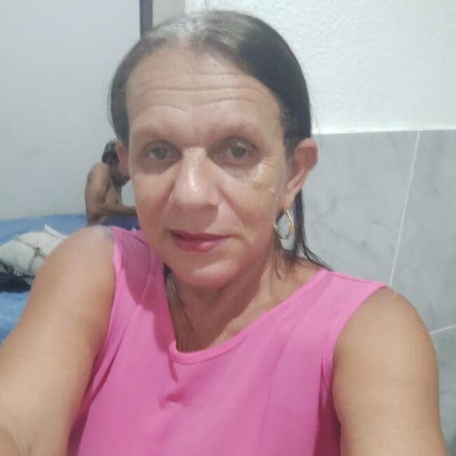 Babysitter in Recife: Ana