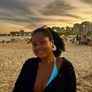 Babá Rio de Janeiro: Thaís