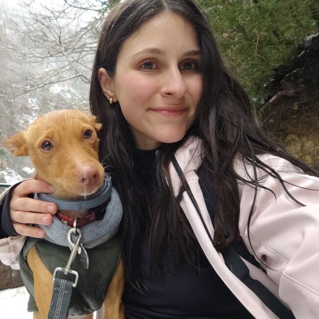 Canguro en Zaragoza: Monica