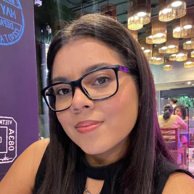 Niñera en Vista Alegre: Gislaine