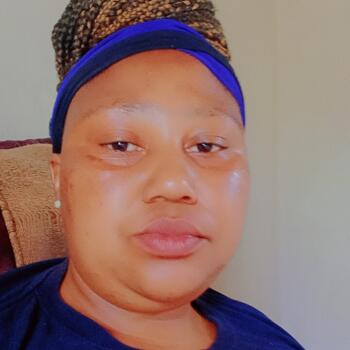 Nanny East London: Asiphe