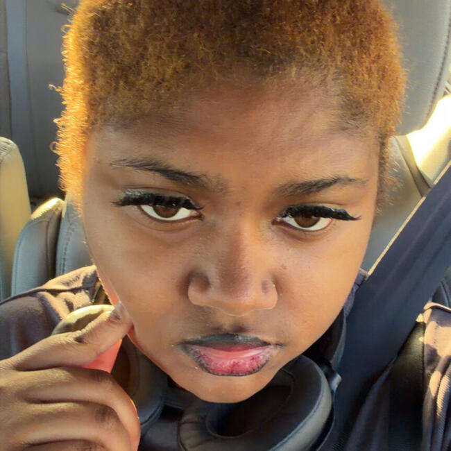 Babysitter in Walla Walla: Chanel