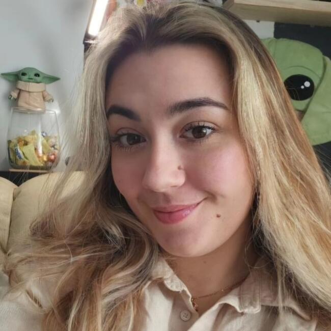 Babysitter in Pessac: Annaelle