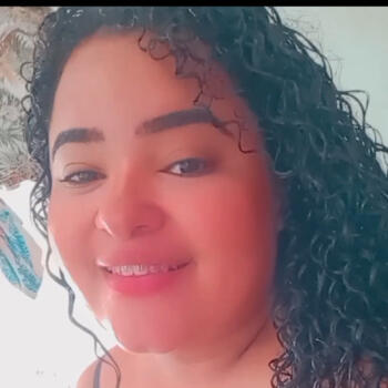 Emprego de babá em Serra: emprego de babá Aliny