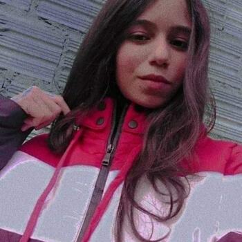 Babysitter in Canoas: Kauane Tauane