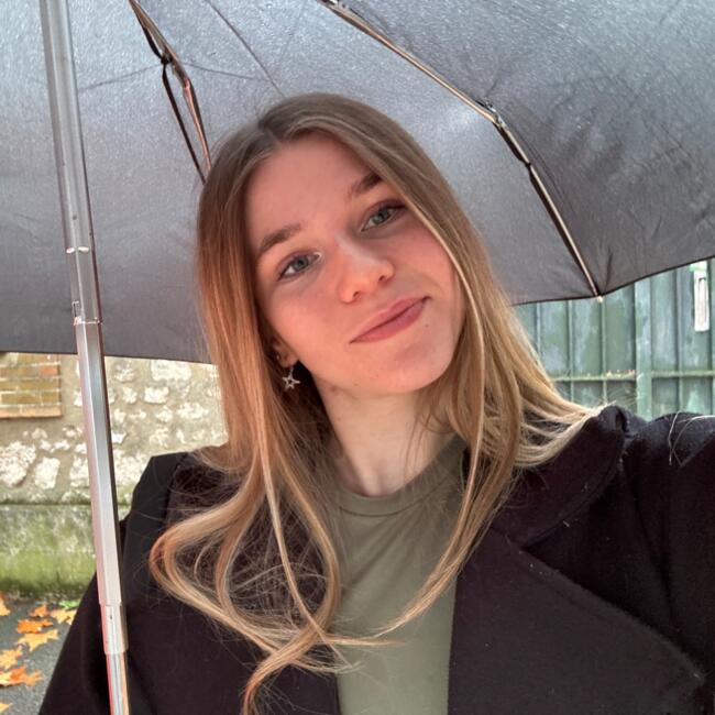 Babysitter in Orléans: Eloane