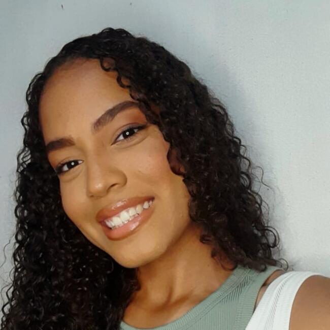 Babysitter in Maceió: Bruna