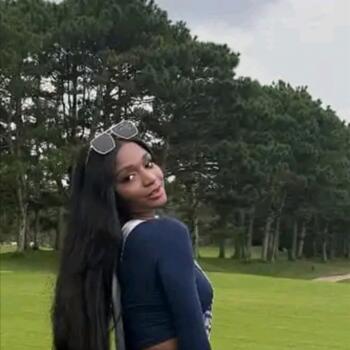 مربية أطفال في رباط: Nely