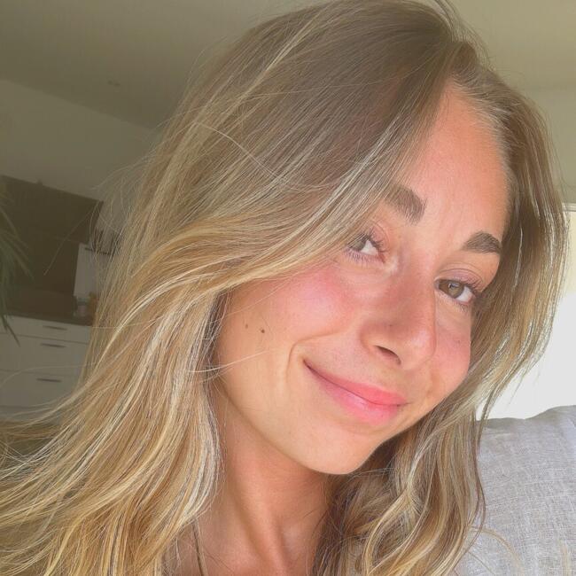 Babysitter in Marseille: Louna