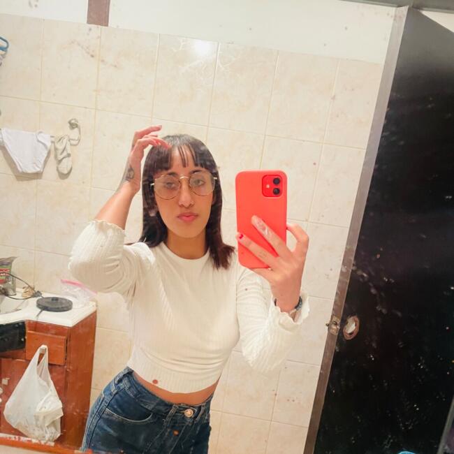 Babysitter in Canelones: Maria