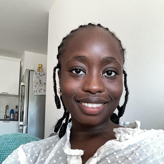 Babysitter in Pontoise: Ndeye Coumba