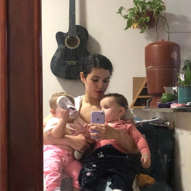 Emprego de babá em Marialva: Deisyanne
