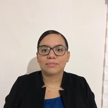 Babysitter in Salvaleón de Higüey: Elaine