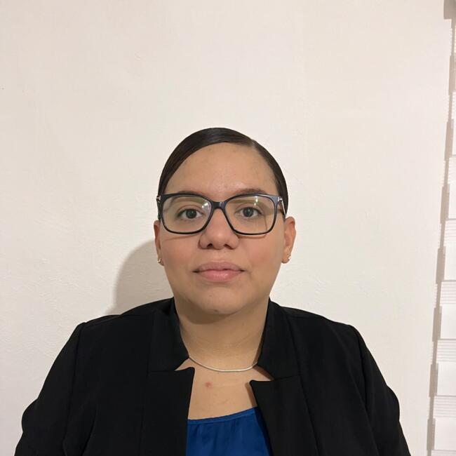 Babysitter in Salvaleón de Higüey: Elaine