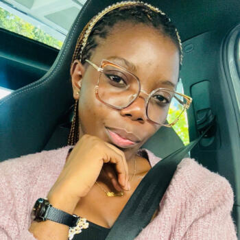 Babysitter in Bussigny: Nadine