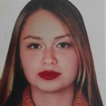 Babysitter Madrid: Valentina