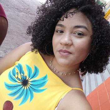 Babá em Fortaleza: Sheyliane