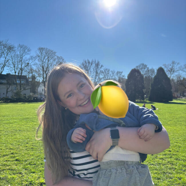 Babysitter in Aachen: Mia
