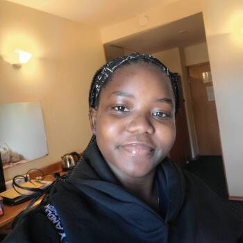 Babysitter Vilnius: Tohlefac Synthia