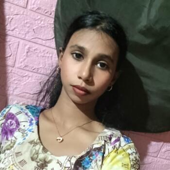 संगमनेर तालुक में बेबीसिटर: Jamila