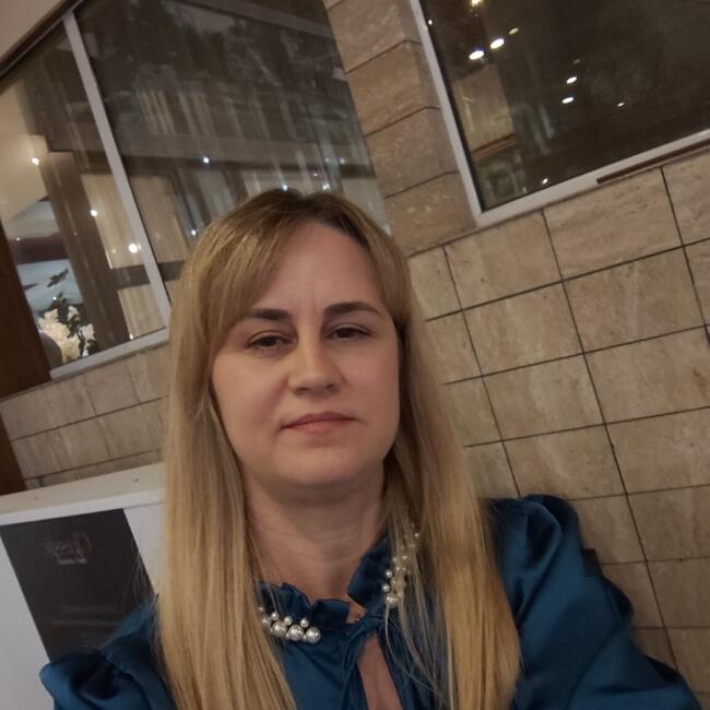 Babysitter a Chiaravalle: Gabriela