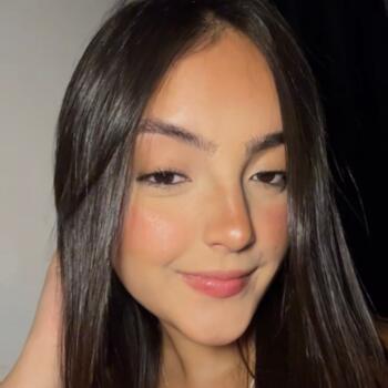 Babá em Osasco: Iris