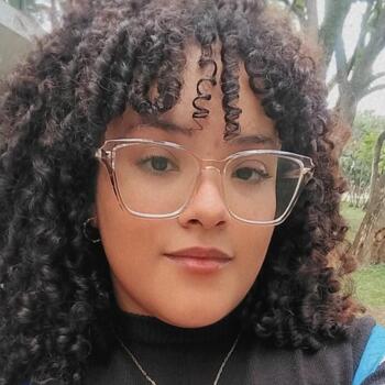 Babysitter in São Paulo: Maria