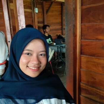 Babysitter di Kota Surabaya: Ashfia