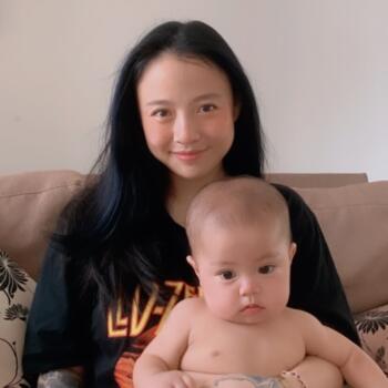 Babysitting job in Singapore Island: babysitting job Alvira