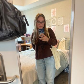 Nanny in Wingham: Jayla
