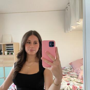 Babysitter in Cormeilles-en-Parisis: Julie