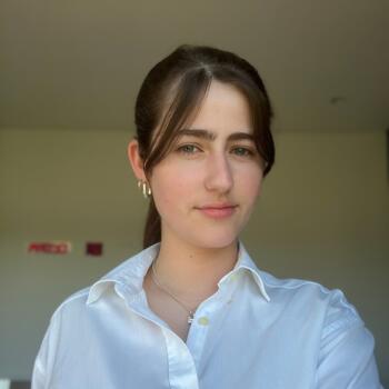 Babysitter in La Teste-de-Buch: Marie