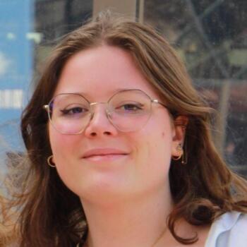 Babysitter in Étampes: Julie