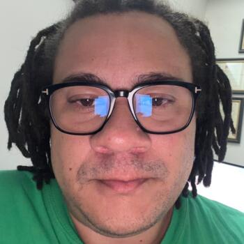 Babysitting job in Santa Ana: babysitting job Andres Willkie