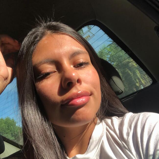 Babysitter in Pérez: Oriana