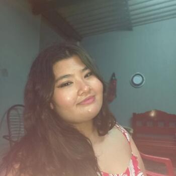 Babysitter in Marília: Lara