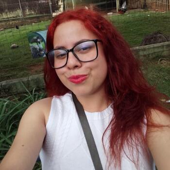 Babá em Araçariguama: Julia