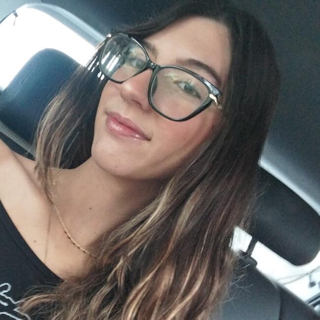 Babysitter in Goiânia: Lira