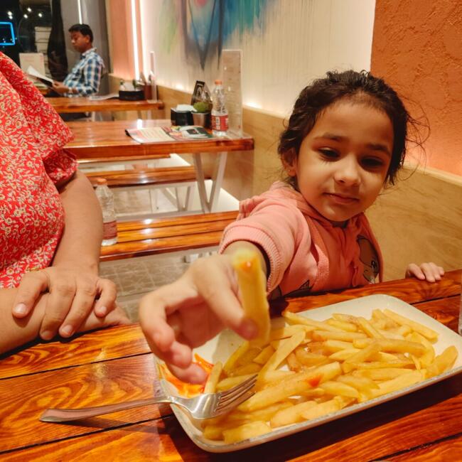 बम्बई में बेबीसिटिंग की नौकरी: Vaishali